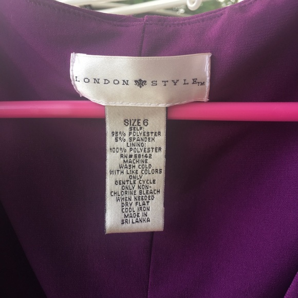 Dress - Picture 7 of 8